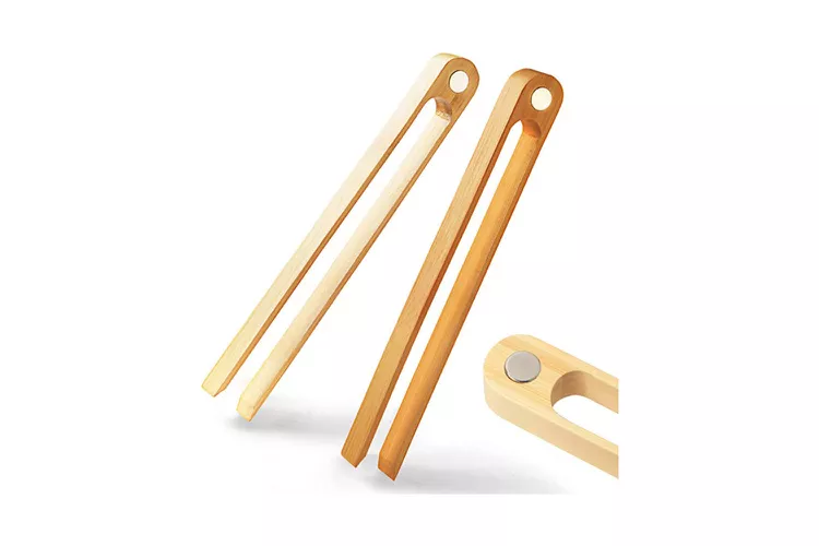 magnetic-bamboo-toaster-tongs